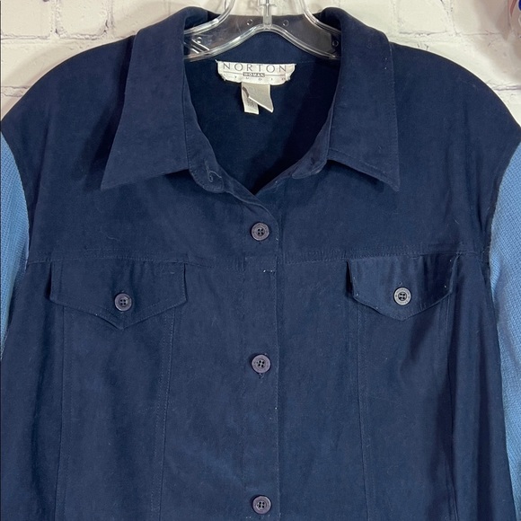 VTG Varsity Inpired Jacket - Picture 3 of 7